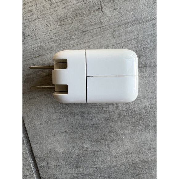 Genuine Apple 12 W USB Wall Charger Block Power Adapter For iPhone, iPad - Picture 3 of 5